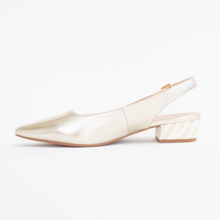 Chrissie Stacy Metallic Gold Shoes inside. Size 45 womens shoes