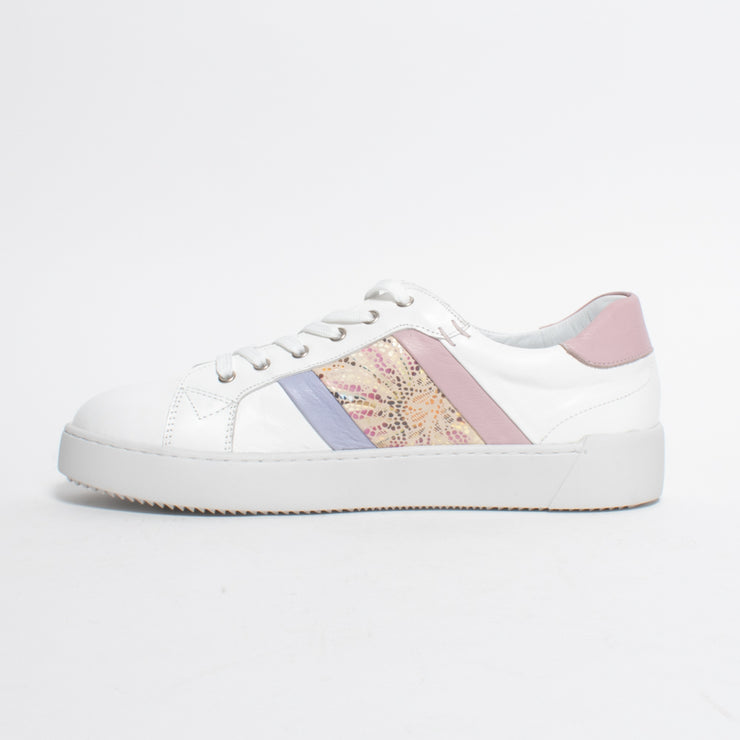 Rilassare Tabes White Blush Sneakers inside. Size 45 womens shoes