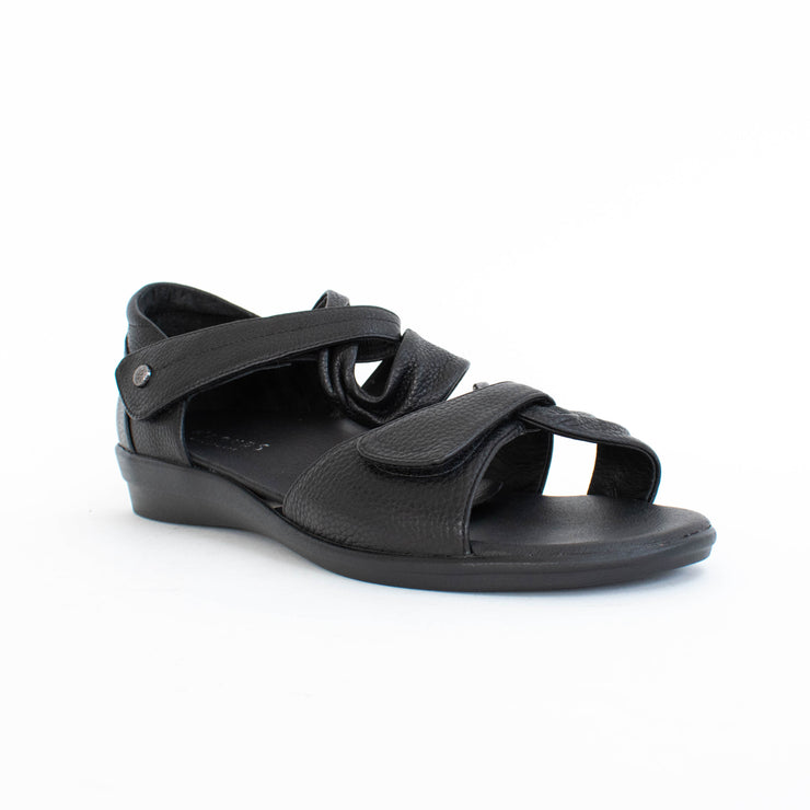 Klouds Tara Pebble Black Sandals front. Size 43 womens shoes