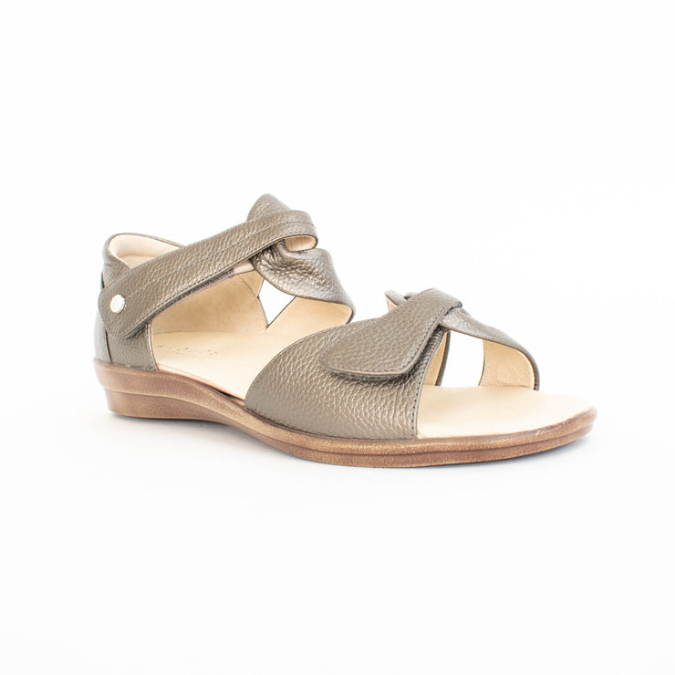 Klouds Tara Pebble Metallic Sandals front. Size 43 womens shoes