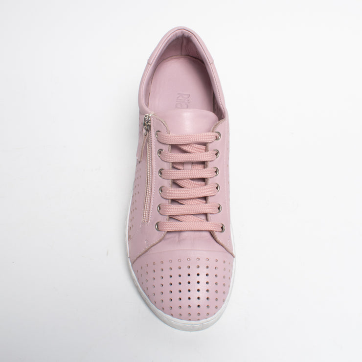 Rilassare Tardek Pink Sneaker top. Size 42 womens shoes