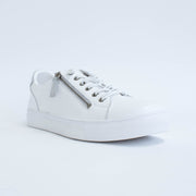 Rilassare Temi White Silver Sneakers front. Size 43 womens shoes