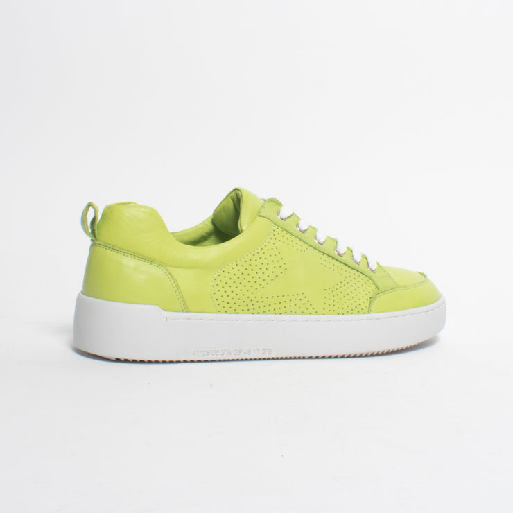 Rilassare Tether Lime Sneakers back. Size 44 womens shoes