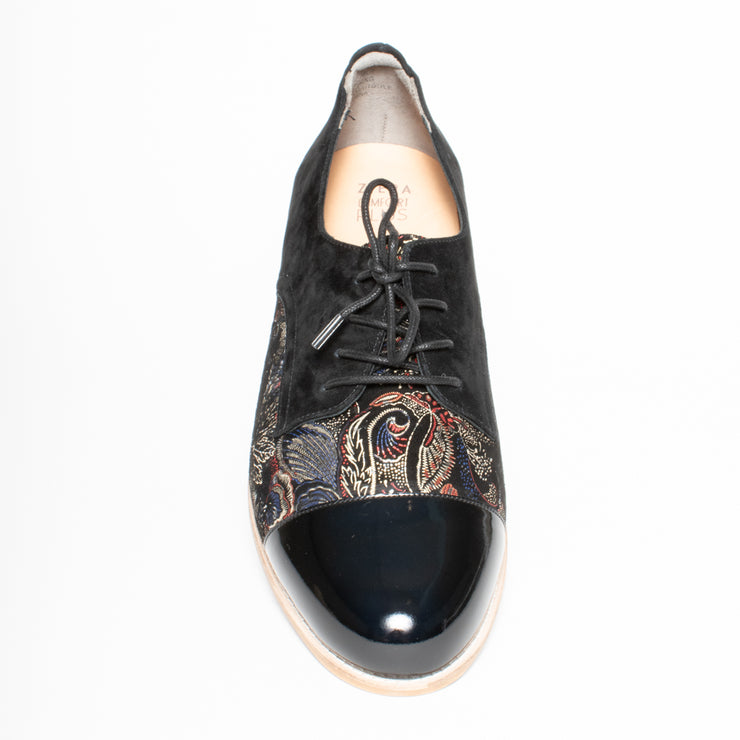 Ziera Tobin Black Royal Print top. Size 43 womens shoes