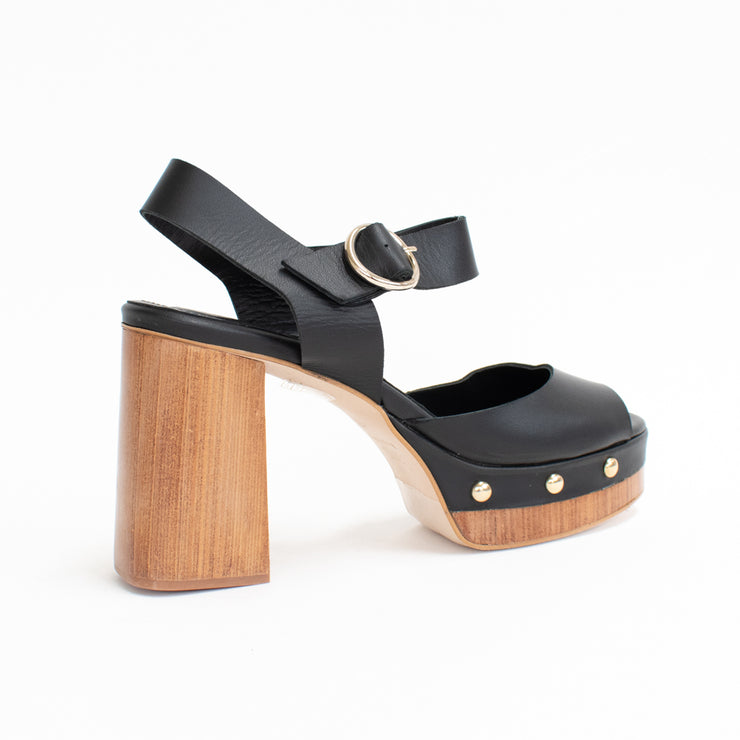 Dansi Toldeo Black Sandals back. Size 44 womens shoes