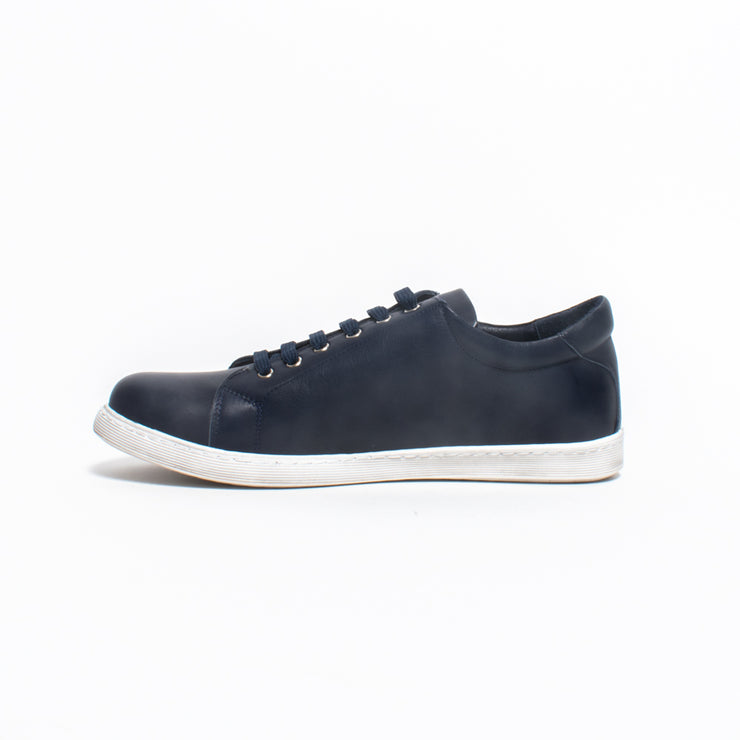 Rilassare Tommie Navy Sneakers inside. Size 45 womens shoes