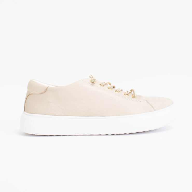 Rilassare Tulley Swan Sneakers side. Size 42 womens shoes