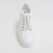 Rilassare Tulley White Sneakers top. Size 42 womens shoes
