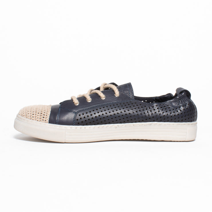 Hush Puppies Spin White Sneaker inside. Size 45 womens shoes