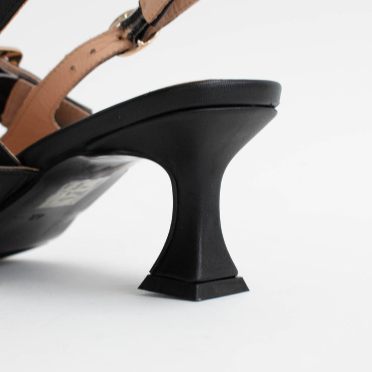 Babouche Lifestyle Veerle Black Shoes heel detail. Size 42 womens shoes