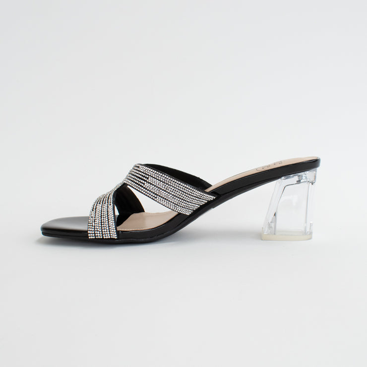 KatieNMe Voyage Black Sandals inside. Size 45 womens shoes