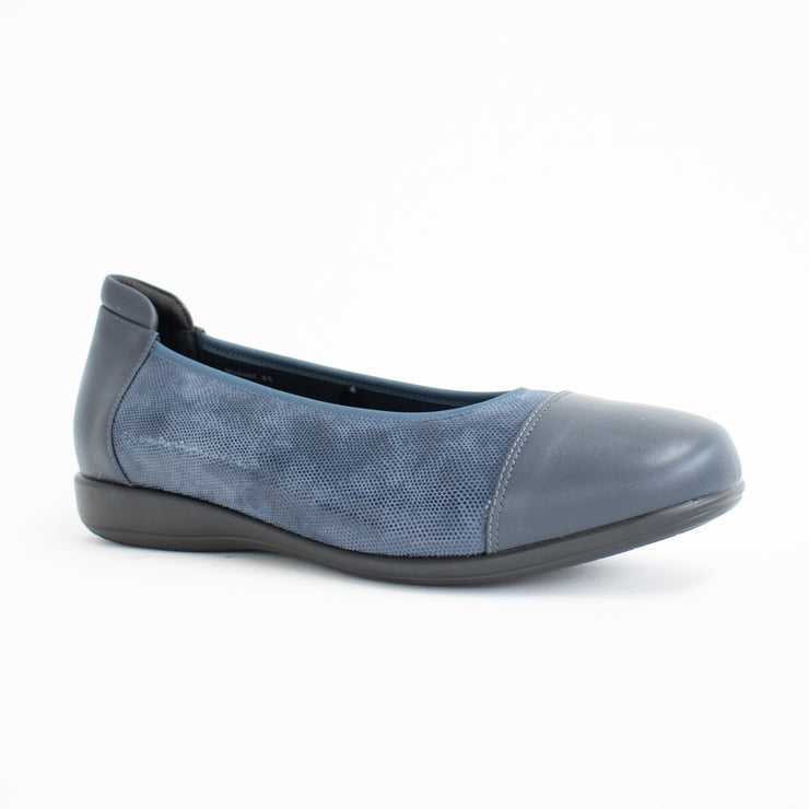Klouds Walnut XW Navy Stretch Combo Shoes front. Size 43 womens shoes