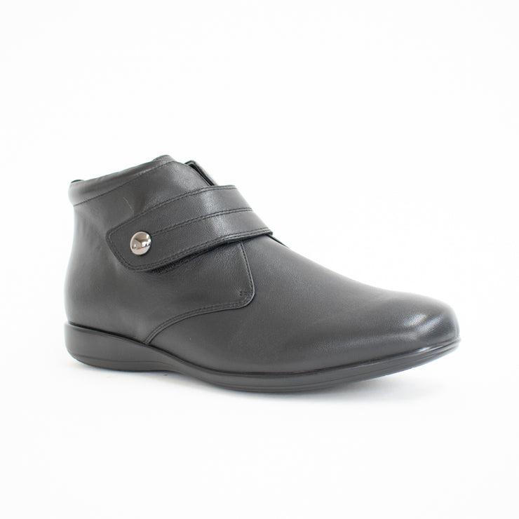 Klouds Willough Black Stretch Ankle Boot front. Size 43 womens shoes