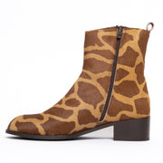Babouche Lifestyle Vida Giraffe Print Ankle Boot inside. Womens size 42 boots