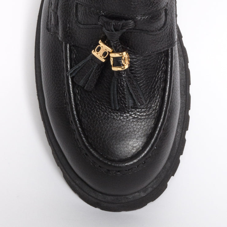 Babouche Lifestyle Rizzo Black shoe toe. Womens size 45 shoes