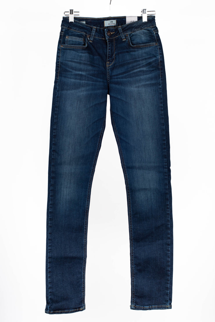 Front view of Aspen Y Jeans Sian Wash with 34 inch leg for tall women