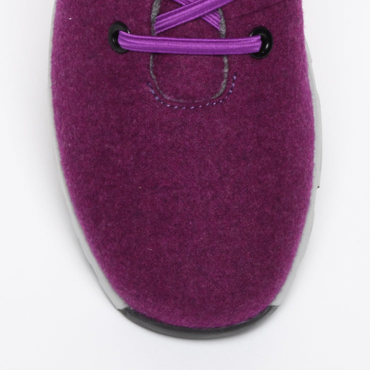 Josef Seibel Noih 05 Lilac Sneakers toe. Womens size 43 shoes