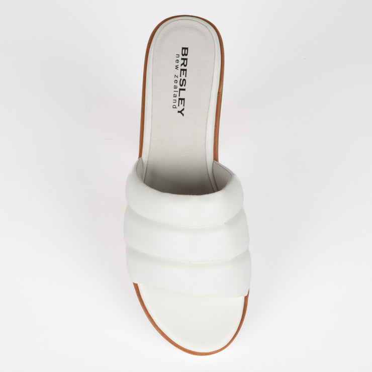 Bresley Soaring Sandal top. Size 43 womens shoes