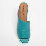Bresley Soonas Turquoise Sandal top. Size 42 womens shoes