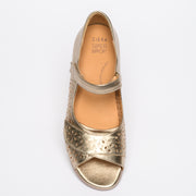 Ziera Daffodil Champagne Shoe top. Size 42 womens shoes