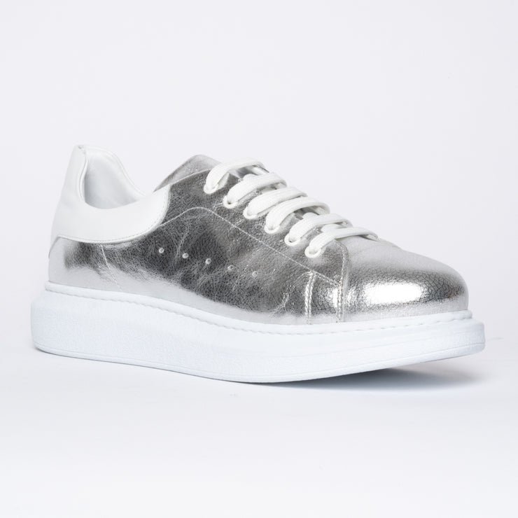 Arrow 2 Silver front. Size 11 women's shoes.