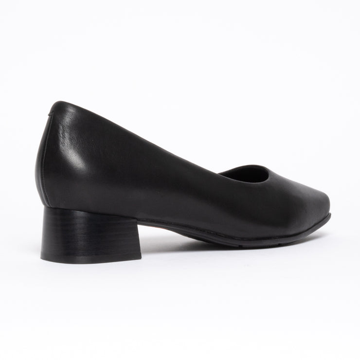 The Low Square Black back. Size 12 women's shoes