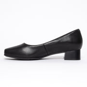 The Low Square Black inside. Size 13 women's shoes