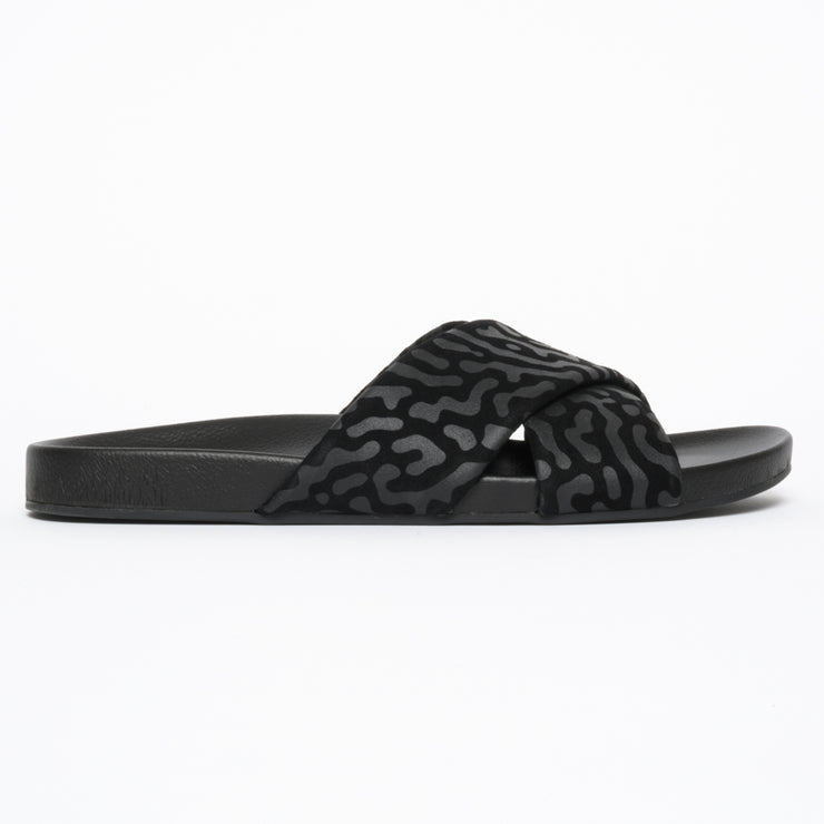 Rollie Tide Cross Black Terrain Slide side. Size 42 womens shoes