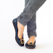 Model wearing Django and Juliette Bobo Navy. Size 12 women’s shoes.