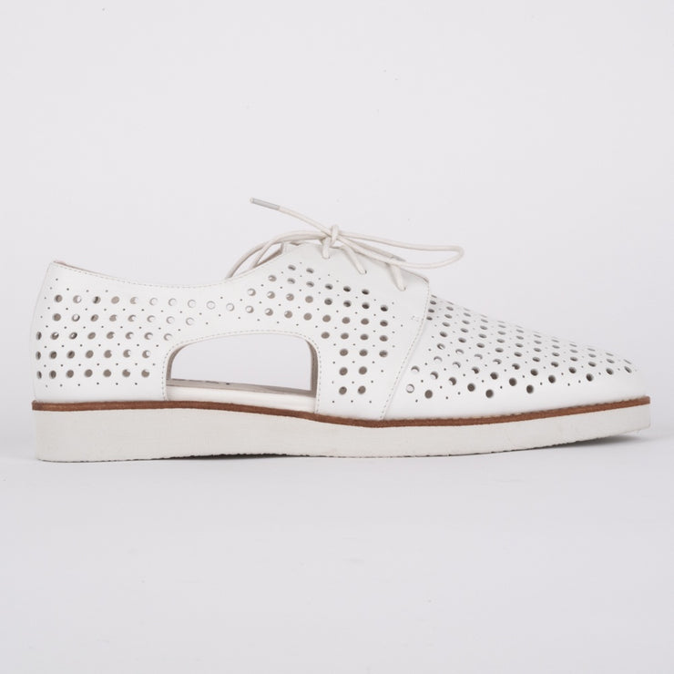 Bresley Michel White shoes side. Size 44 women's shoes
