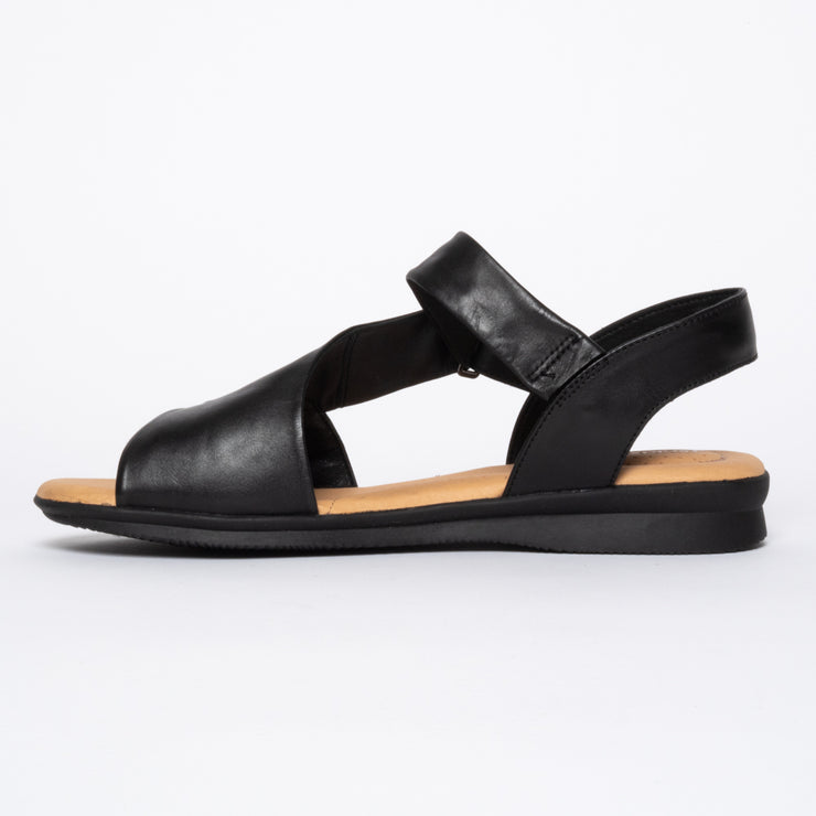 Hush Puppies Nizki Black Leather sandals inside. Size 13 womens sandals