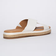 Kelani White sandal back. Size 11 sandals
