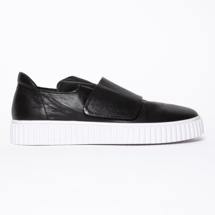 Joden Black side. Size 10 women's shoes