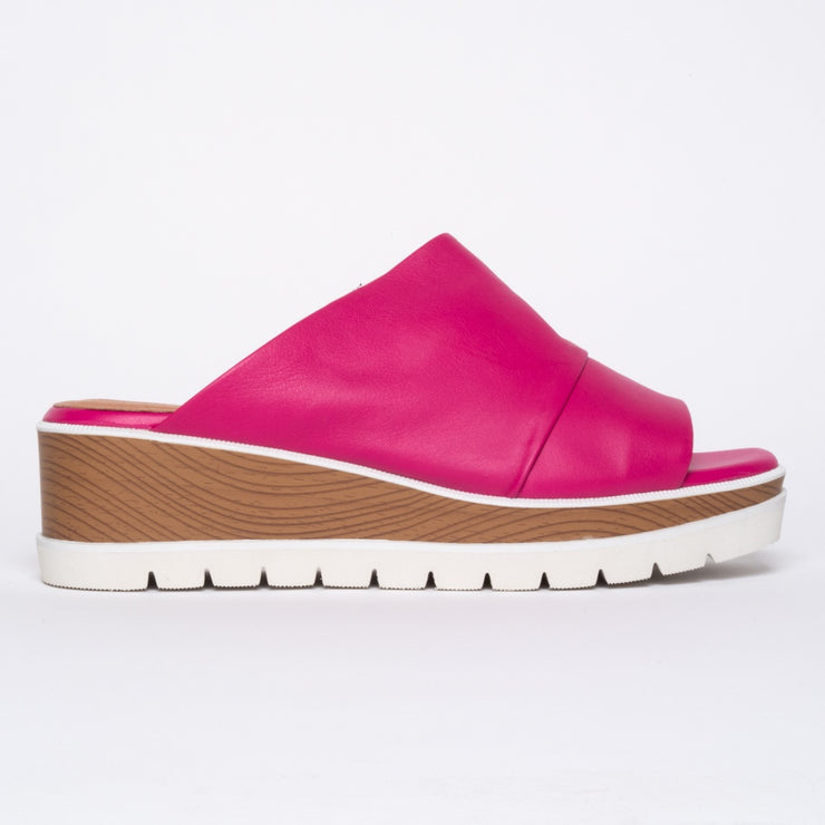 Bresley Soonas Fuchsia Leather Slides side. Size 42 women's sandals