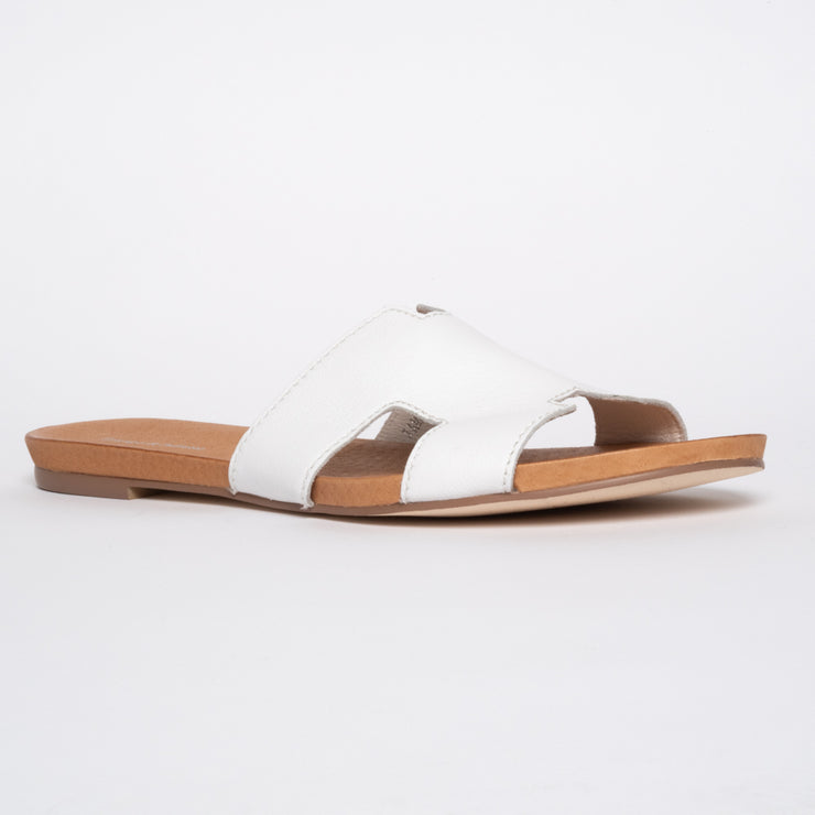 Jamel White front. Size 11 women's sandals