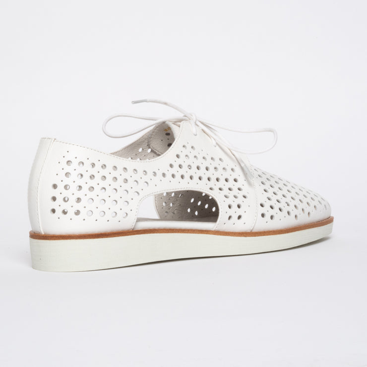 Bresley Michel White shoes back. Size 42 women's shoes