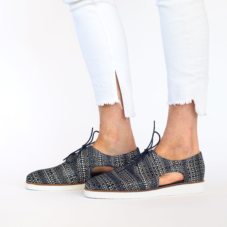 Model wearing Bresley Michel Navy Mix shoes for long feet. Size 43 shoes
