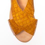 Rosa Tan Patent top. Size 11 women's sandals