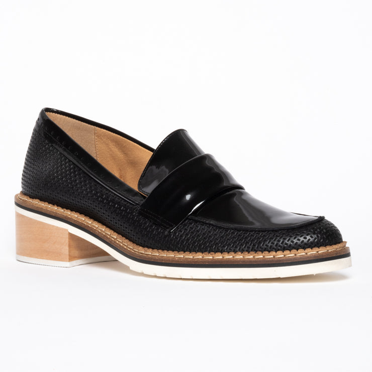 Pinto di Blu Sarina Black shoe front. Womens size 44 shoes