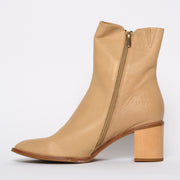 Bresley Sago Beige Suede Ankle Boots inside. Size 42 women's boots