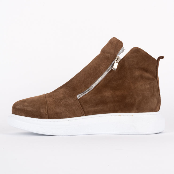 Babouche Lifestyle Reid Cognac Suede Ankle Boot inside. Size 45 womens boots