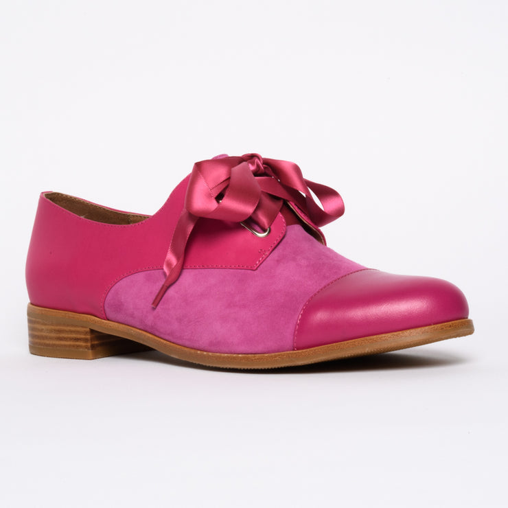 Front view Avit Hot Pink shoes for long feet. Size 11 shoes