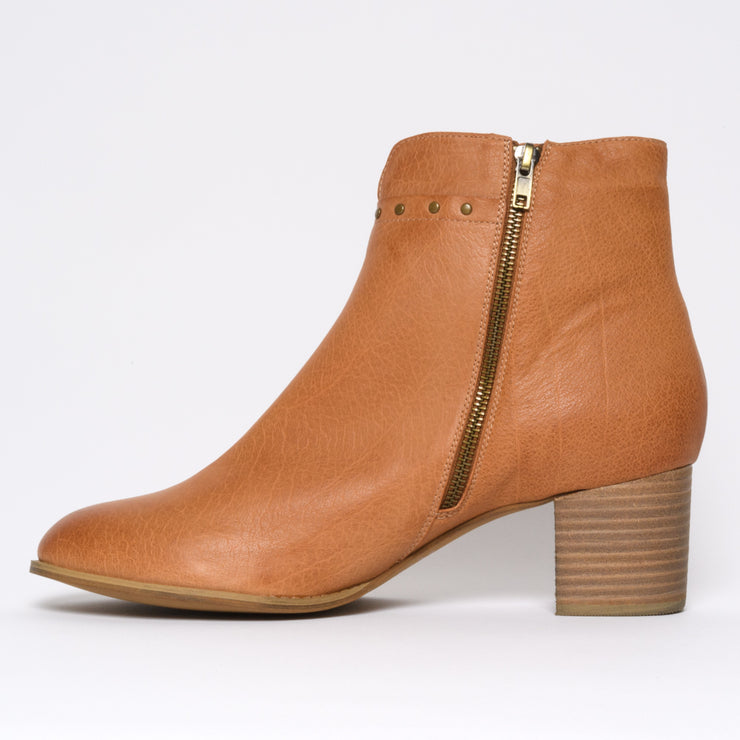 Django and Juliette Slipt Dark Tan Ankle Boot inside. Womens size 45 boots