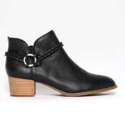 Calder Black side. Size 10 women's boots