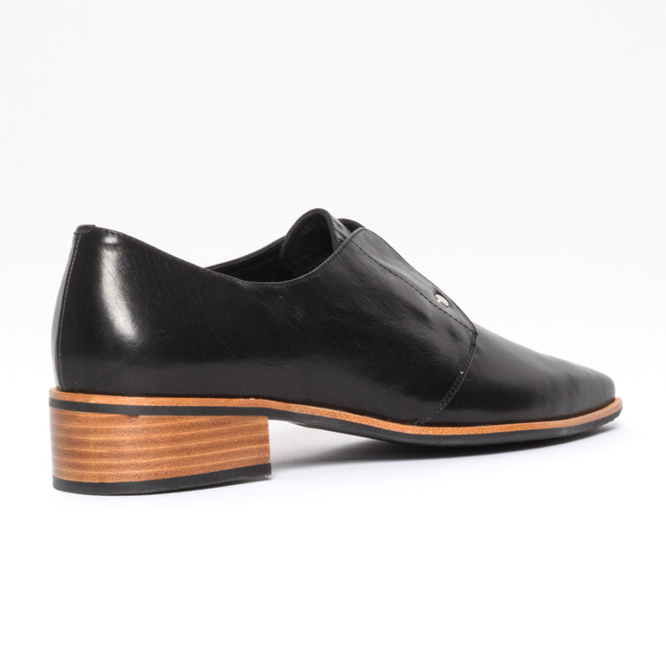 Bresley Darby Black shoes back. Womens size 44 shoes
