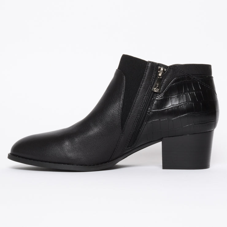 Cayman Black inside. Size 13 women's boots