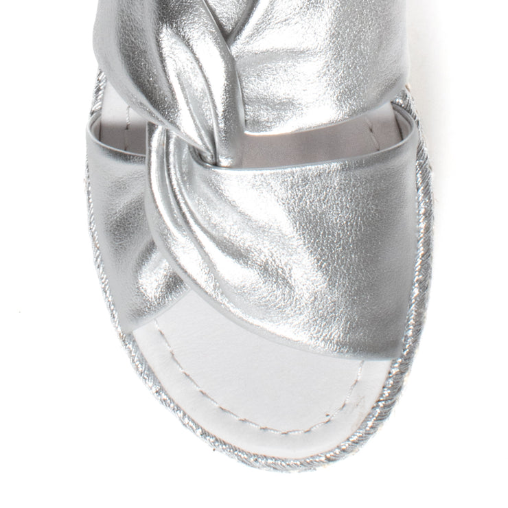 Django and Juliette Acton Silver Sandal toe. Size 43 womens shoes