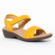 Hush Puppies Amazing Sunburst front. Women's size 11 sandals