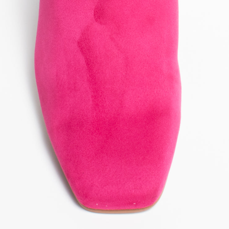 Bresley Andi Hot Pink Stretch Ankle Boot toe. Size 46 womens shoes