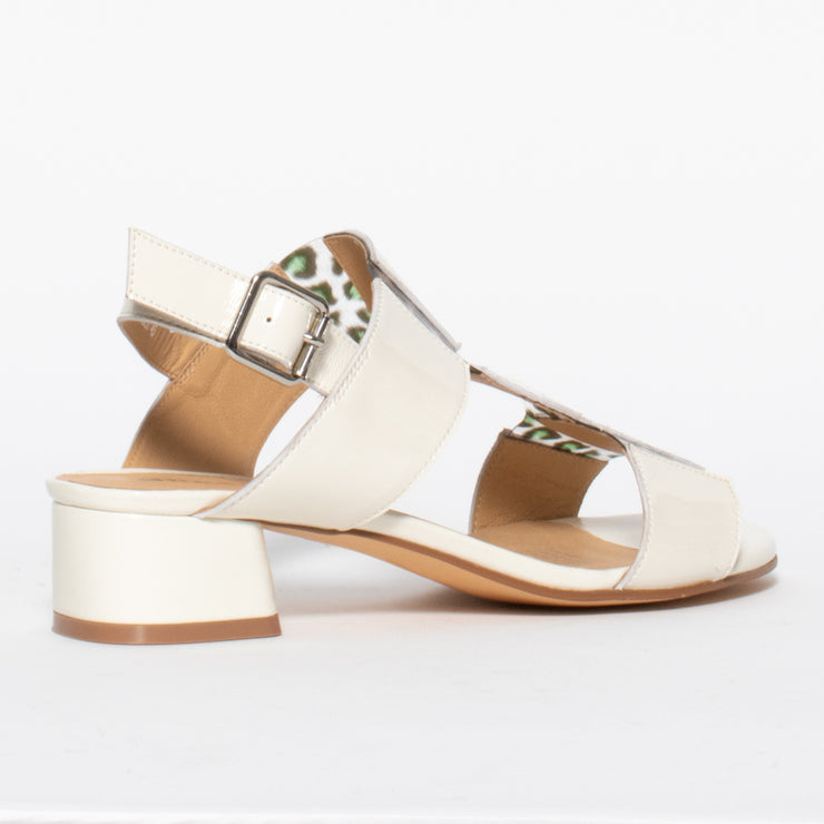 Bresley Angelic Swan Patent Leopard back. Size 45 women's sandals